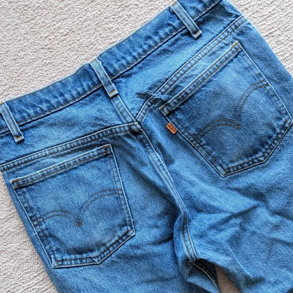 Levi's straight leg blue jeans, size 32 - Picture 5 of 5